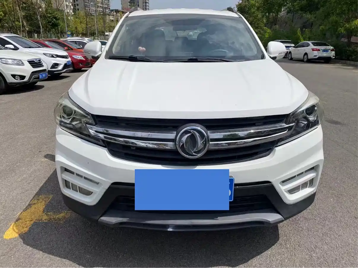 صورة 2 - Dongfeng Fengguang Fengguang S560