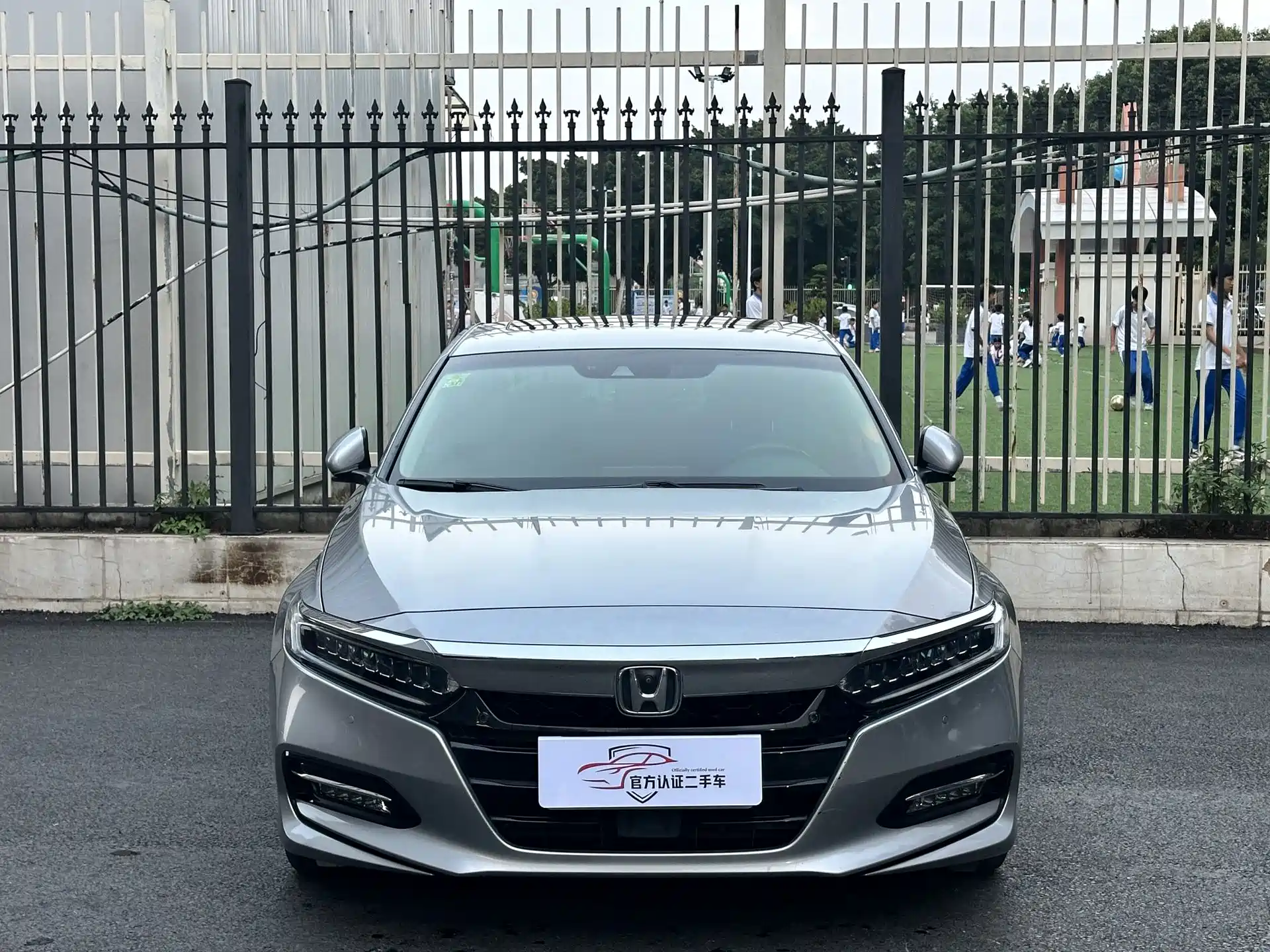 Photo 2 - Honda Accord