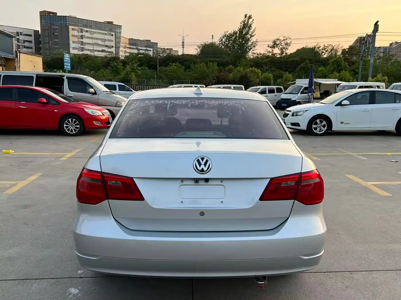 Volkswagen Jetta 2015 1.6L Auto Comfort фото 11