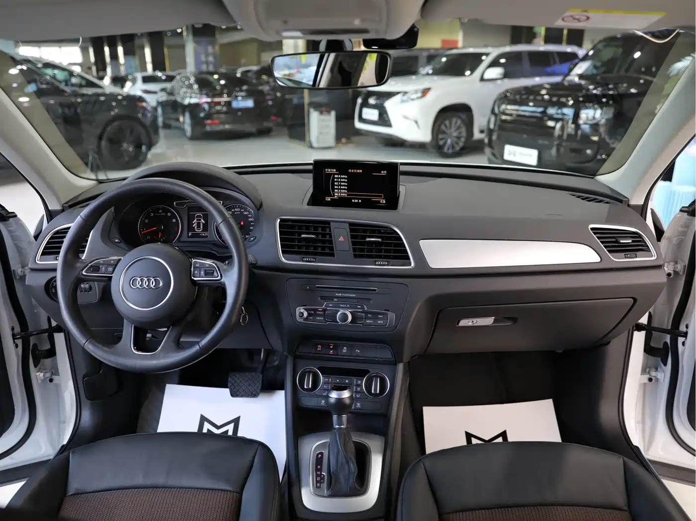 Audi Q3 2018 30th Anniversary Edition 35 TFSI Fashion фото 10