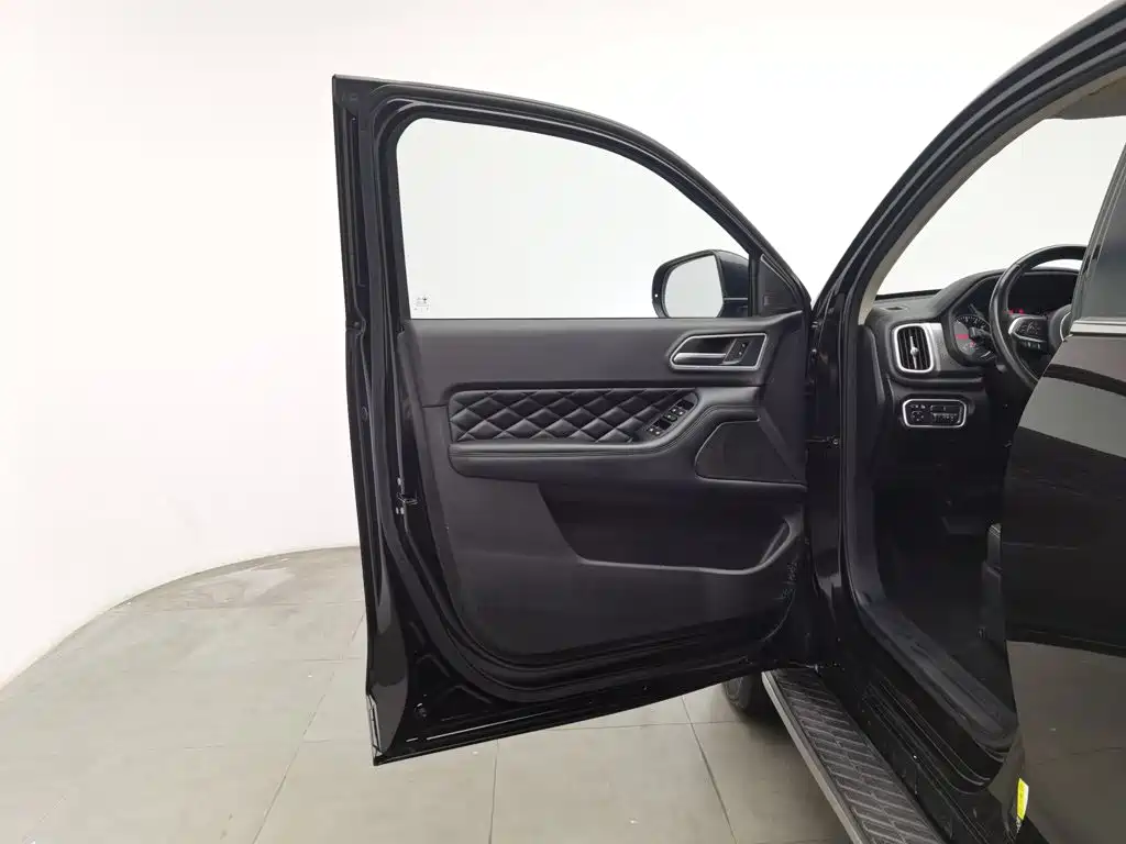 Great Wall Pao 2020 2019 2.0T Automatic Gasoline 2WD Comfort GW4C20B