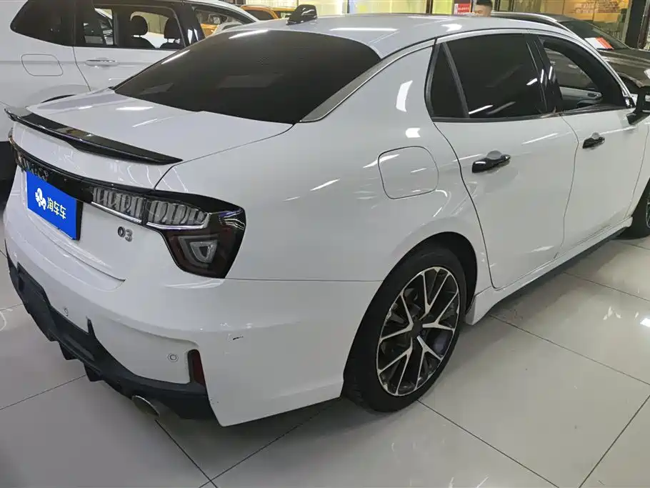 Lynk & Co 03 2021 1.5TD DCT Jin Champion Edition фото 3
