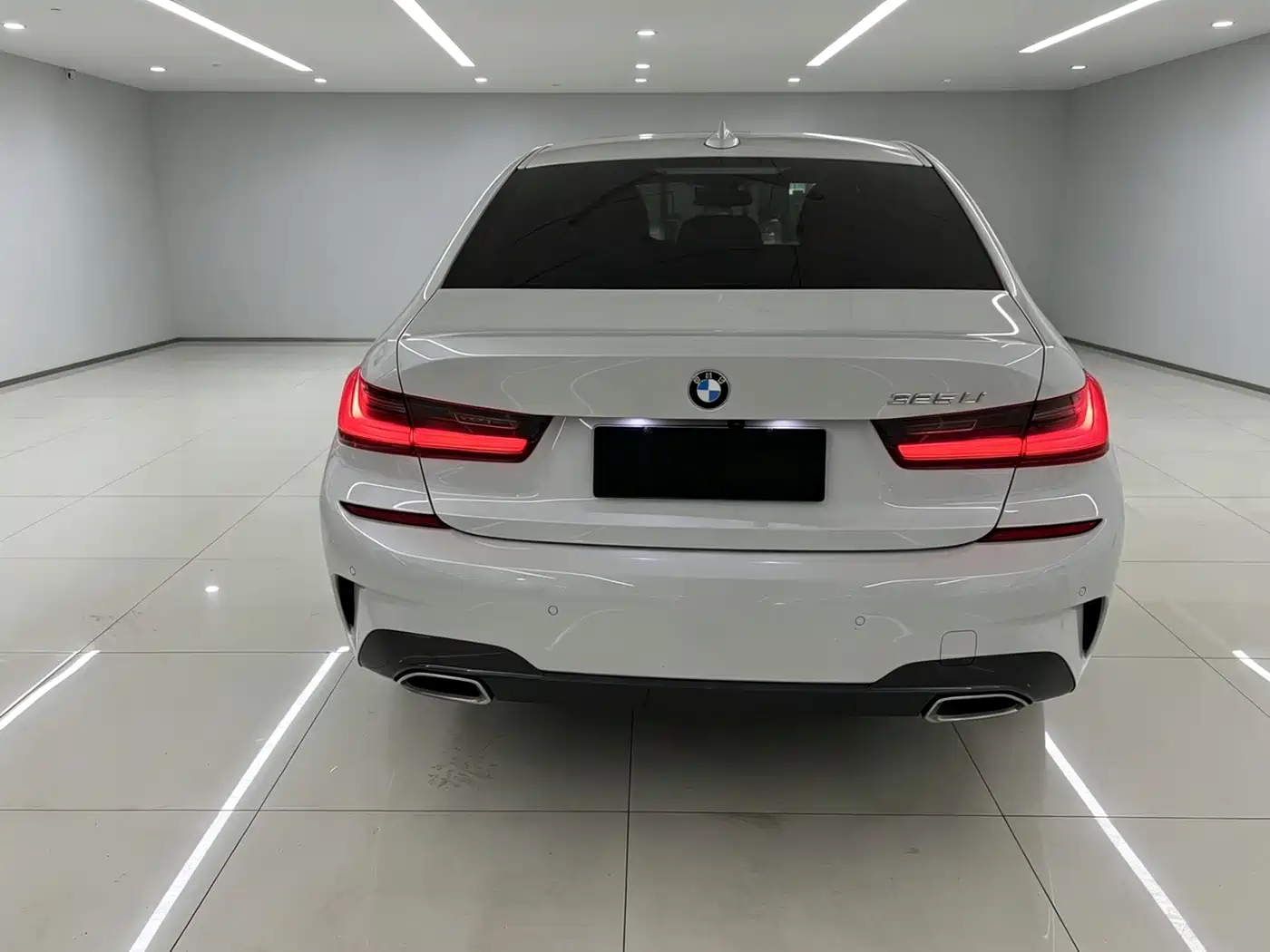 BMW 3 Series 2021 325Li M Sport Package фото 10