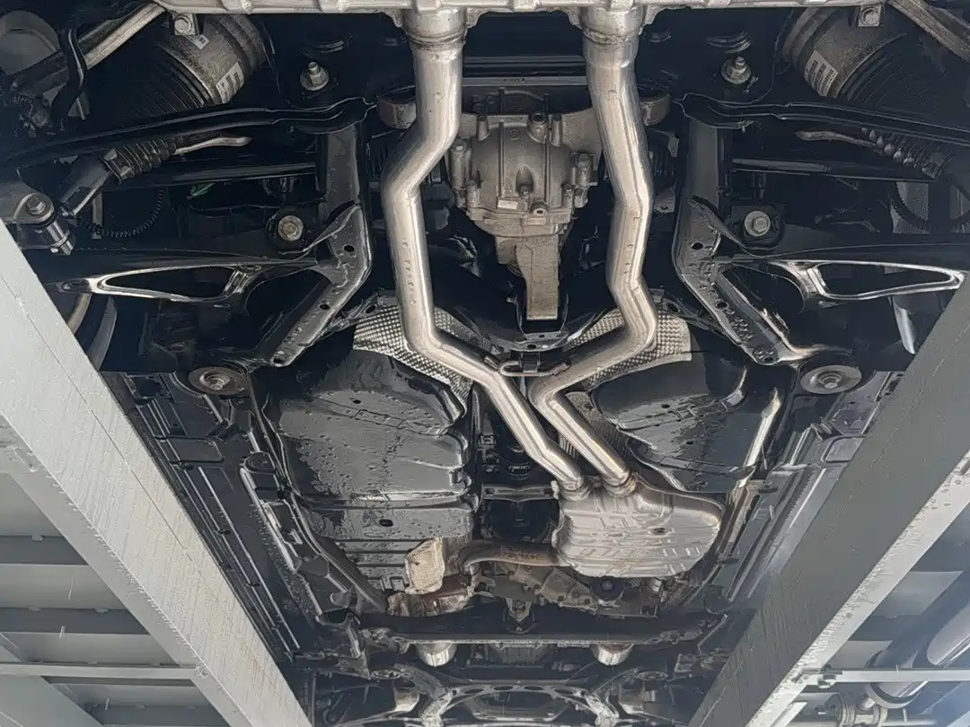 Volkswagen Touareg 2011 3.0TSI Premium фото 20