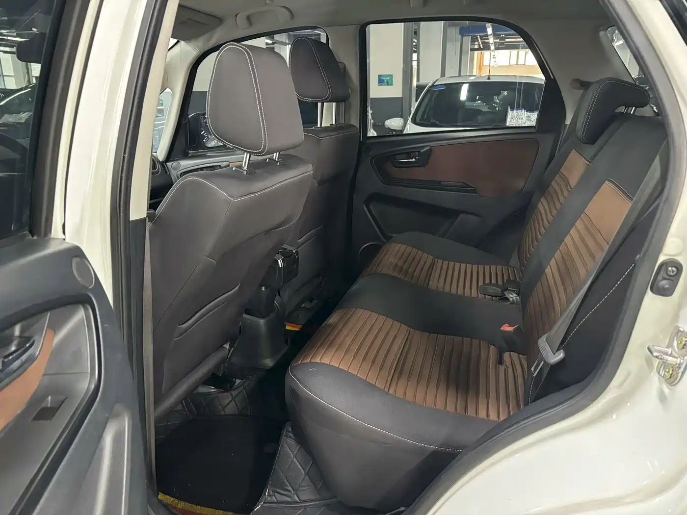 Suzuki SX4 2015 2013 1.6L Manual Cool Edition