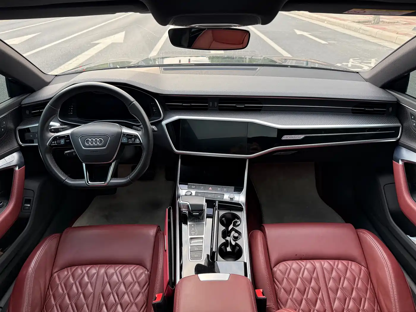 AUDI A7L