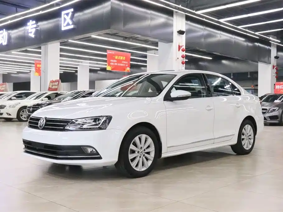 Volkswagen Sagitar 2015 230TSI Automatic Comfort
