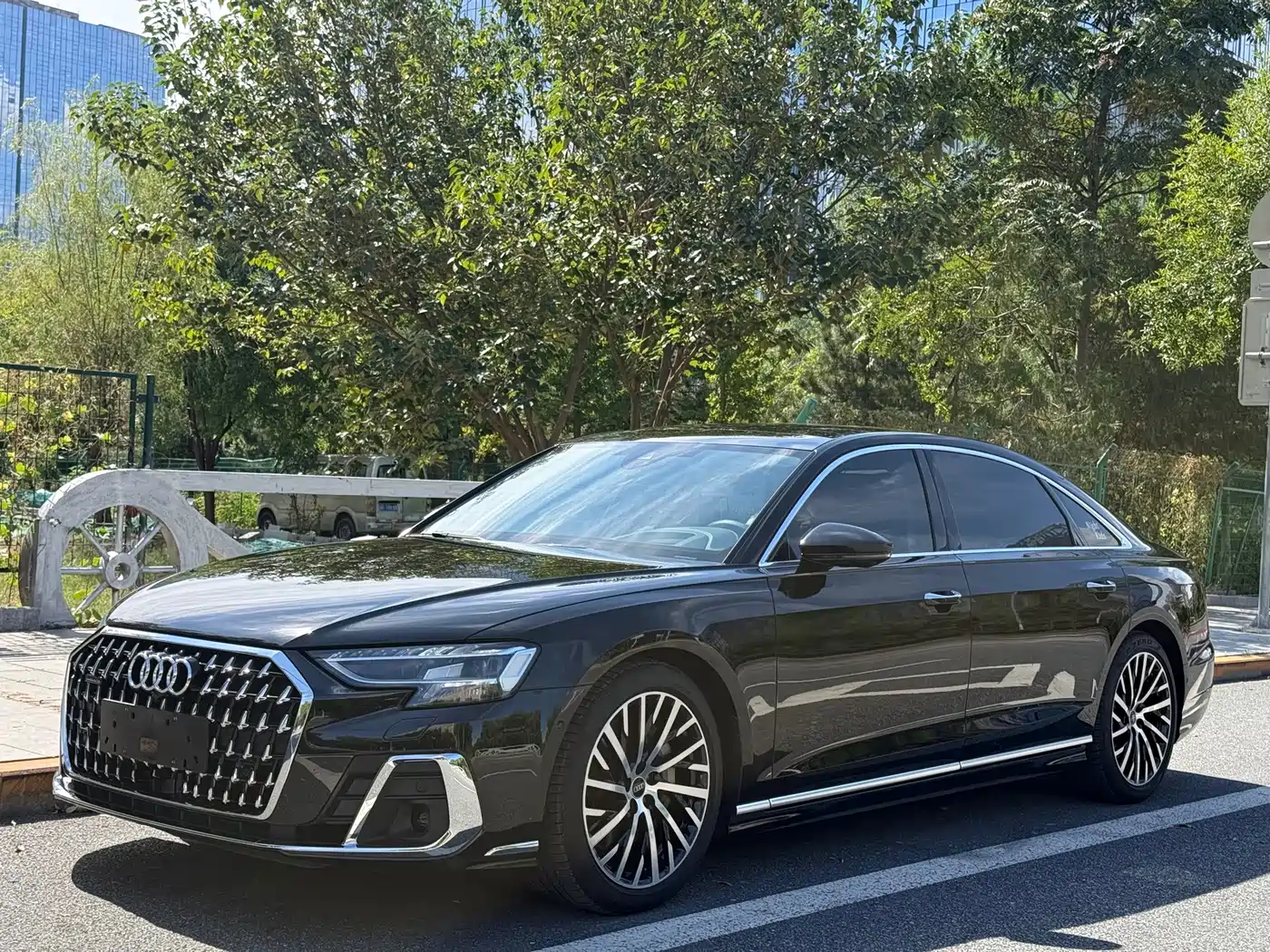 Audi Audi A8 2025 A8L 55 TFSI quattro Flagship