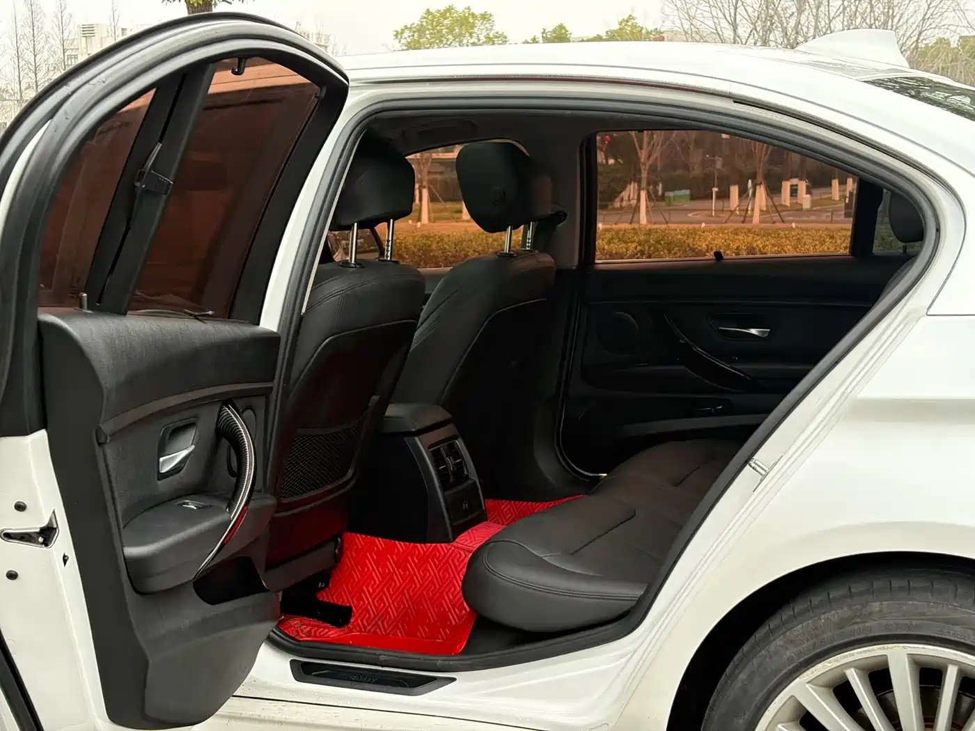 BMW 3 Series 2018 320Li Fashion Style фото 10
