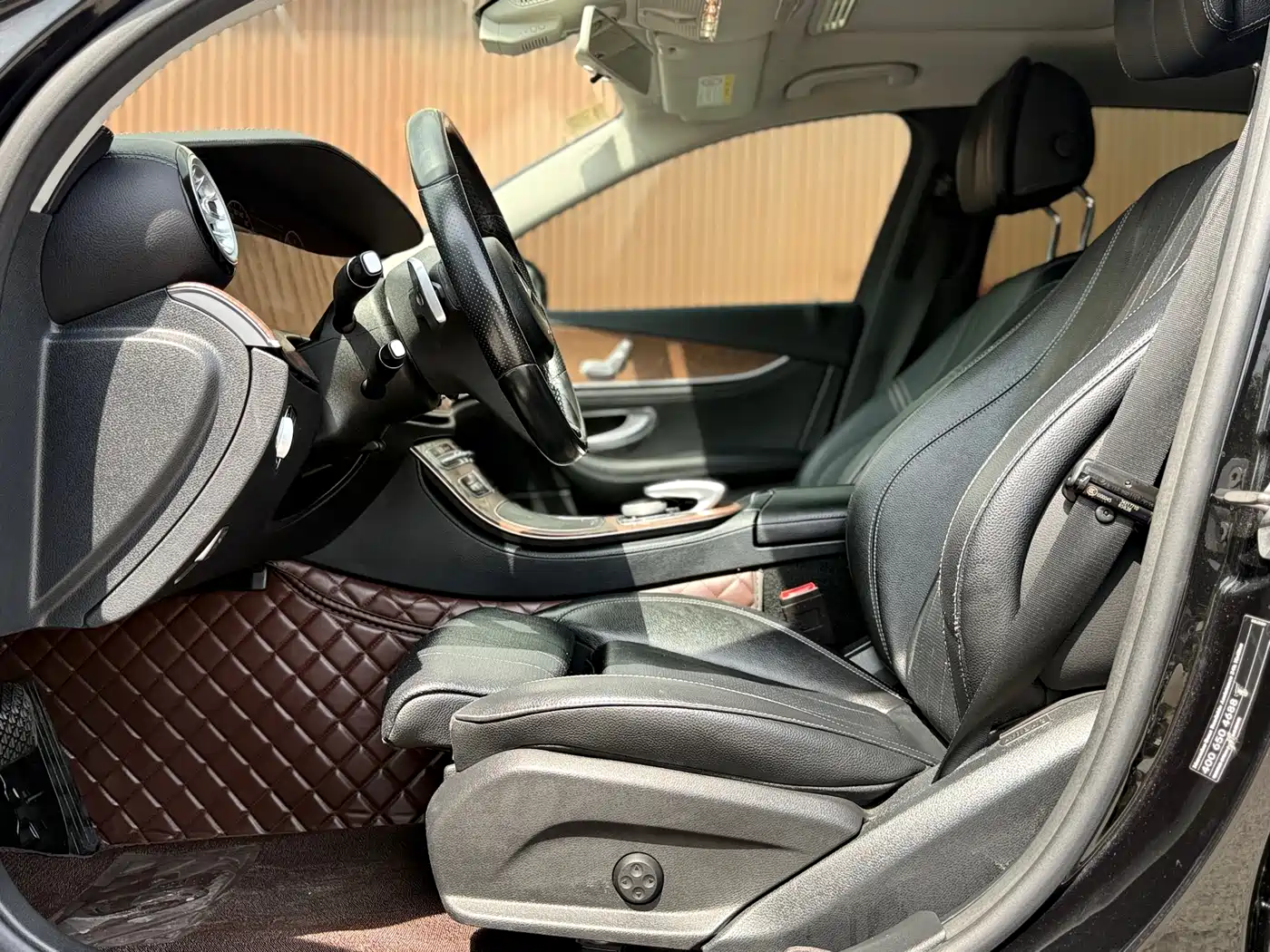 Mercedes-Benz E-Class 2018 Facelift E 200 L фото 20