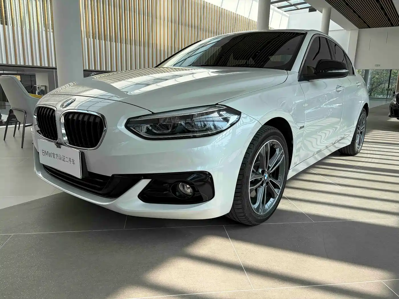 BMW 1 Series 2017 118i Design Package