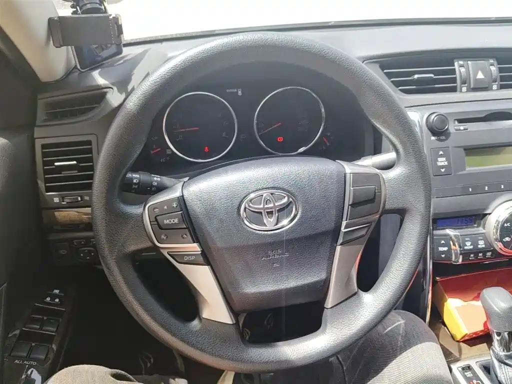 Toyota Reiz 2013 2.5S Elite Edition фото 11