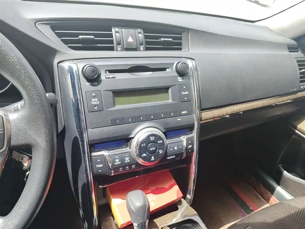Toyota Reiz 2013 2.5S Elite Edition фото 13