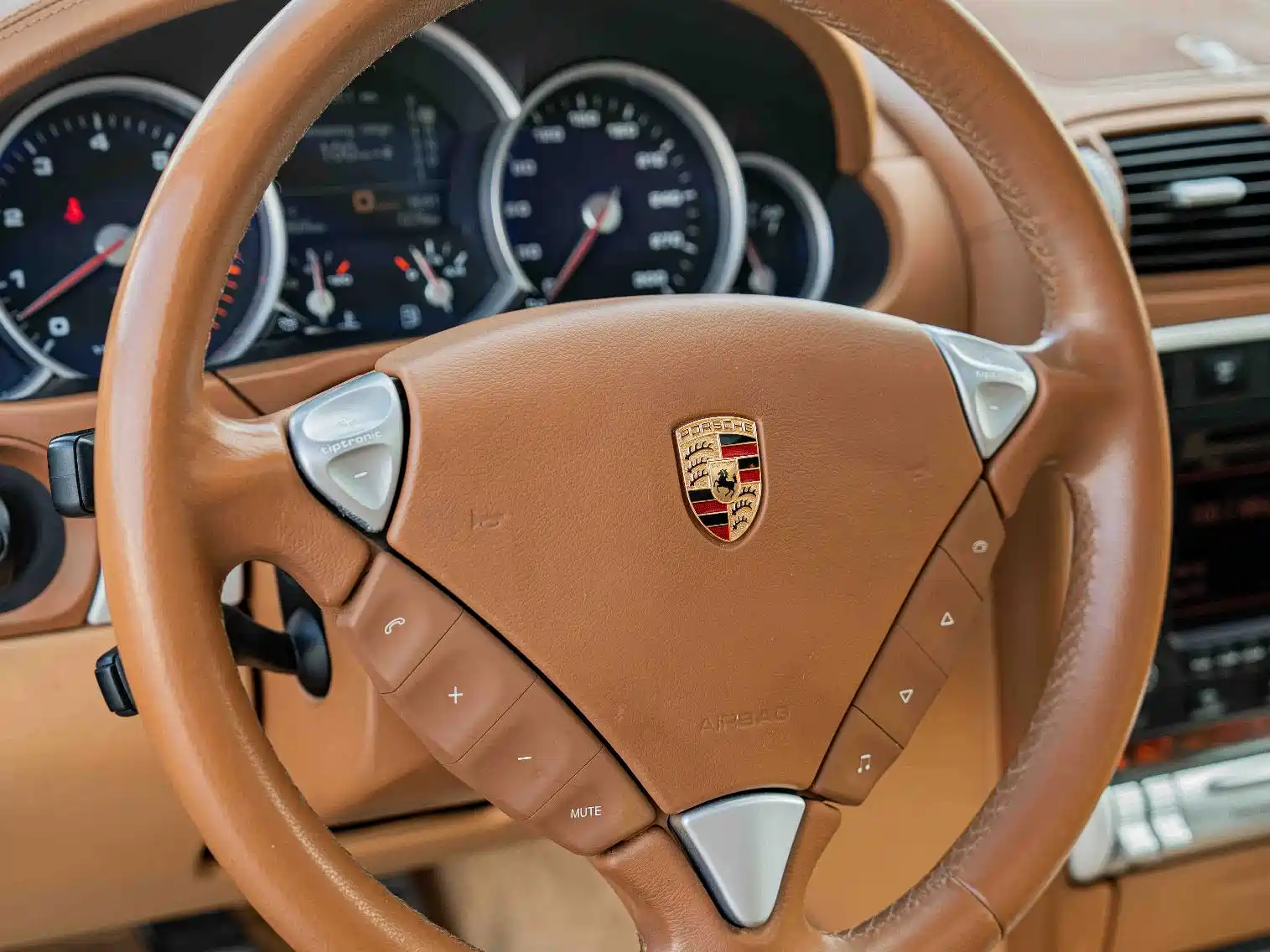 Photo 13 - Porsche Cayenne