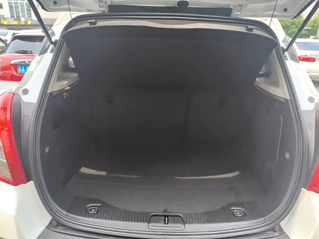 Фото 19 - Buick Encore