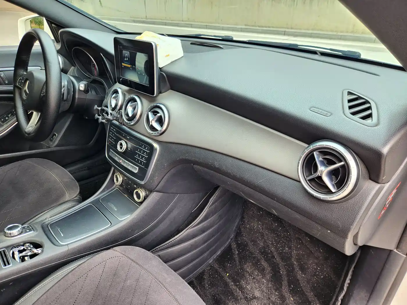 Mercedes-Benz CLA (Import) 2017 2017 Facelift CLA 200 Dynamic