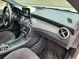 Photo 8 - Mercedes-Benz CLA (Import)