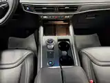 Photo 17 - Ford Explorer