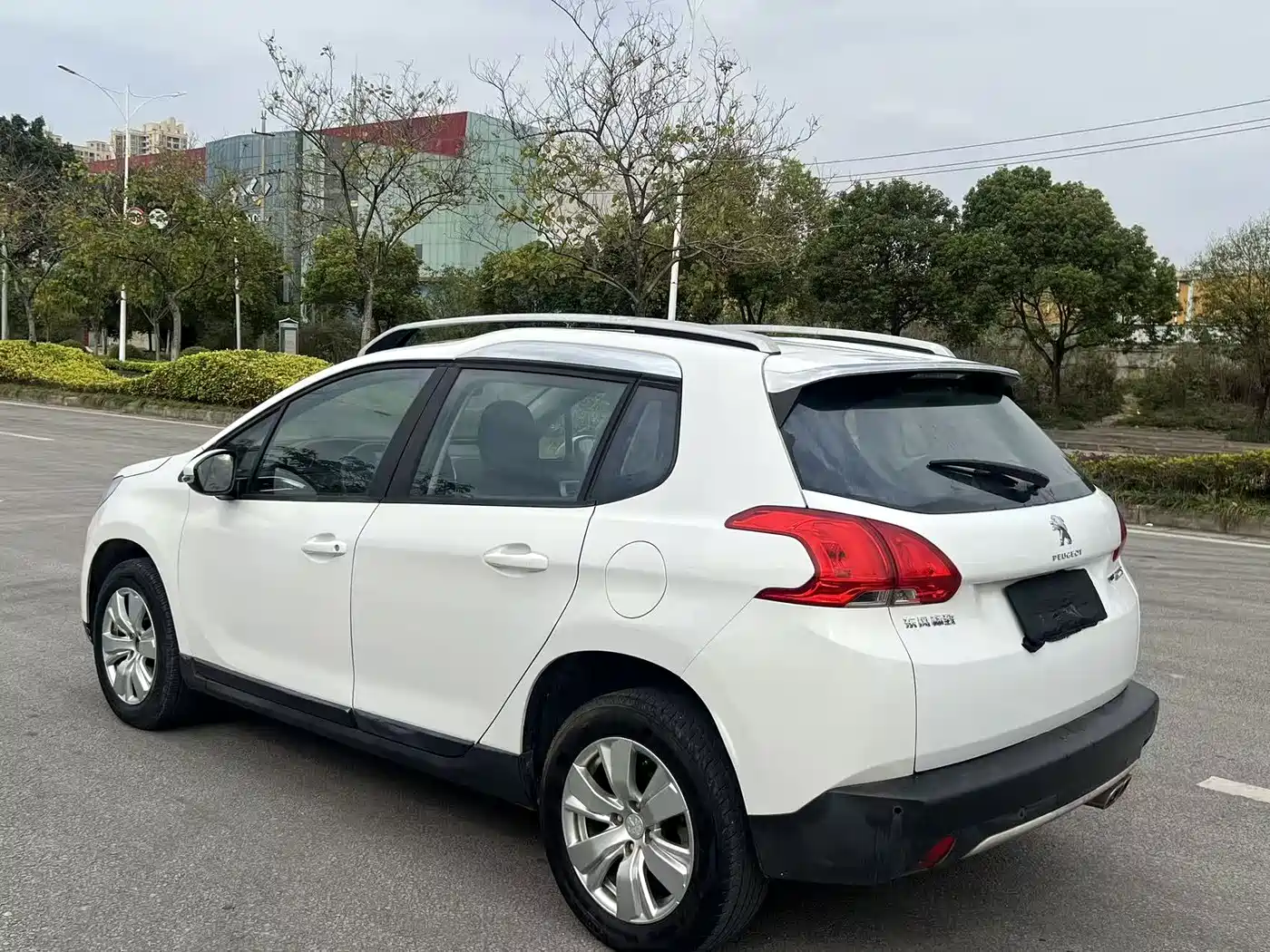 Peugeot 2008 2016 230THP Automatic Pilot фото 5