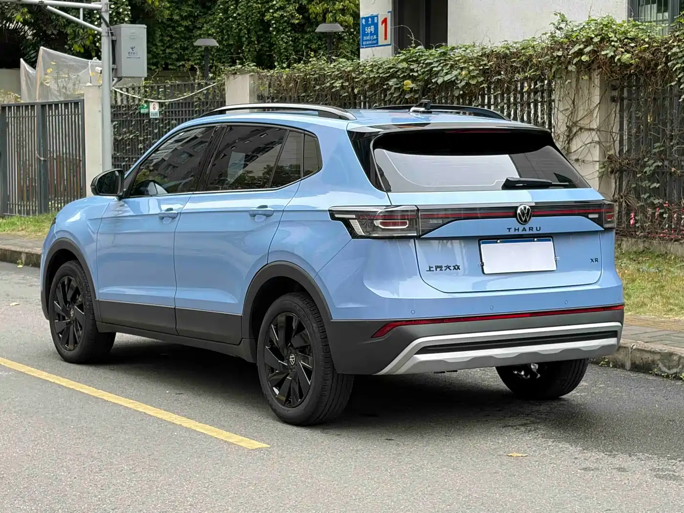 Volkswagen Tharu 2025 New Edge 300TSI Enjoyment Edition фото 6