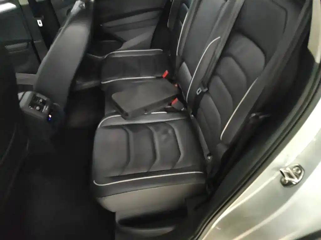 Volkswagen Tiguan L 2018 380TSI Automatic AWD Flagship Edition фото 17
