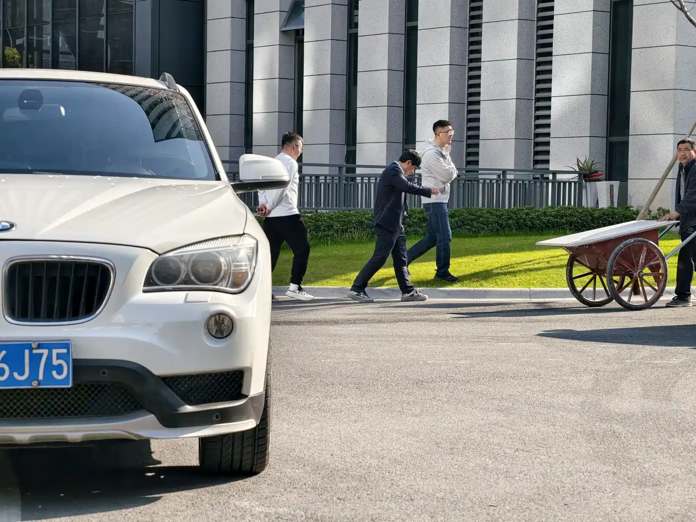 BMW X1 2015 Model sDrive18i Leading Advanced Edition фото 6