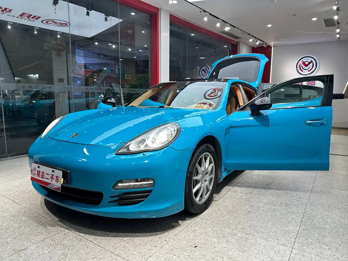 Porsche Panamera 2010 Panamera 3.6L фото 29