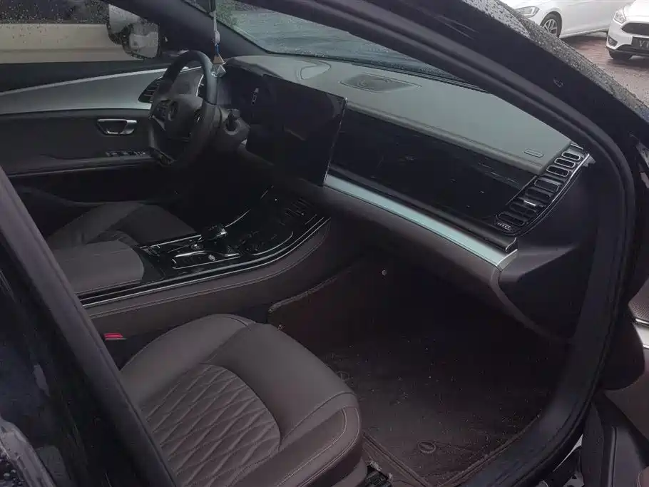BYD Han 2025 DM-i 125KM Premium фото 8