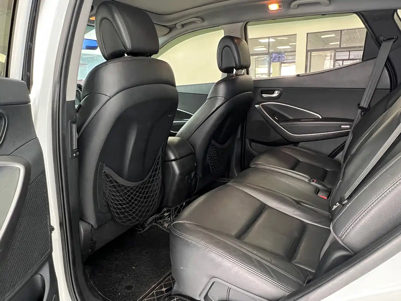 Hyundai Santa Fe 2013 Model 2.4L Automatic 2WD Smart фото 10
