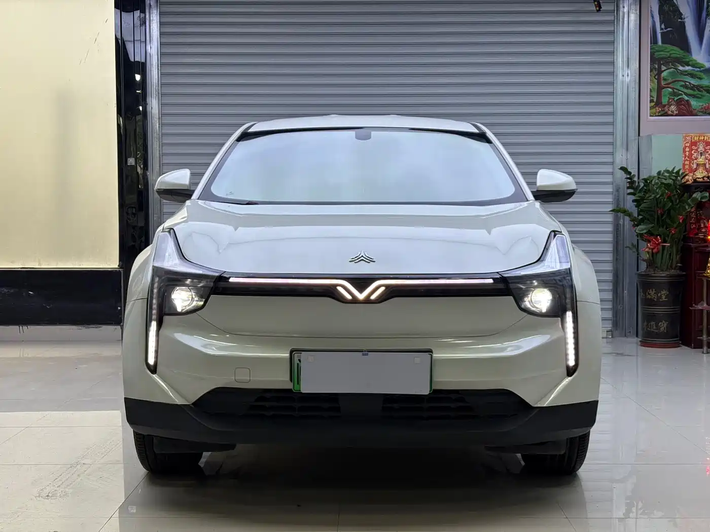 NEZHA AUTOMOBILE NEZHA U