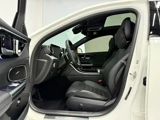 Mercedes-Benz C-Class 2023 Facelift II C 260 L Sport Edition фото 5