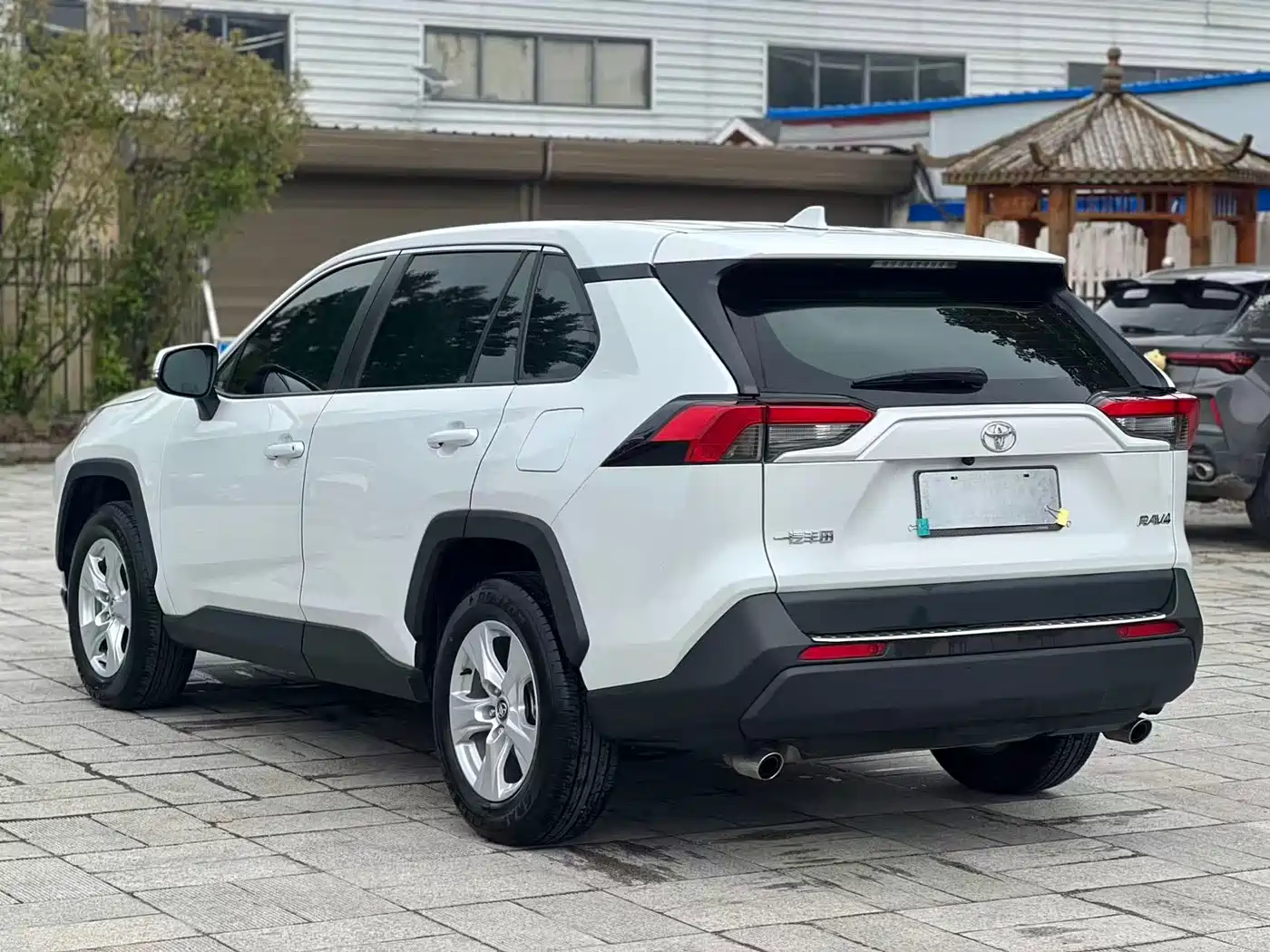 Toyota RAV4 Rongfang 2024 2.0L CVT FWD Urban Edition фото 8