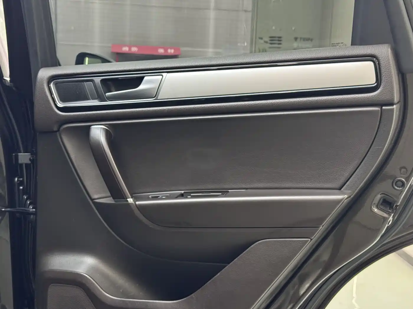 Volkswagen Touareg 2016 3.0TSI Standard фото 9