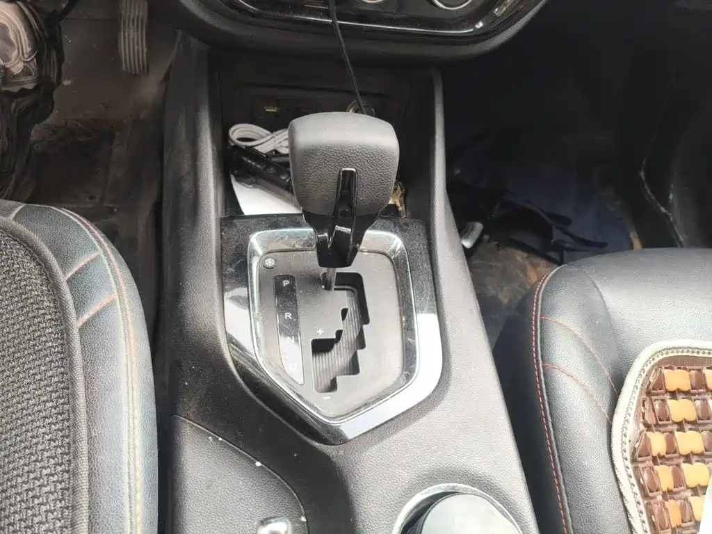 Soueast DX3 2018 2018 1.5T CVT Premium