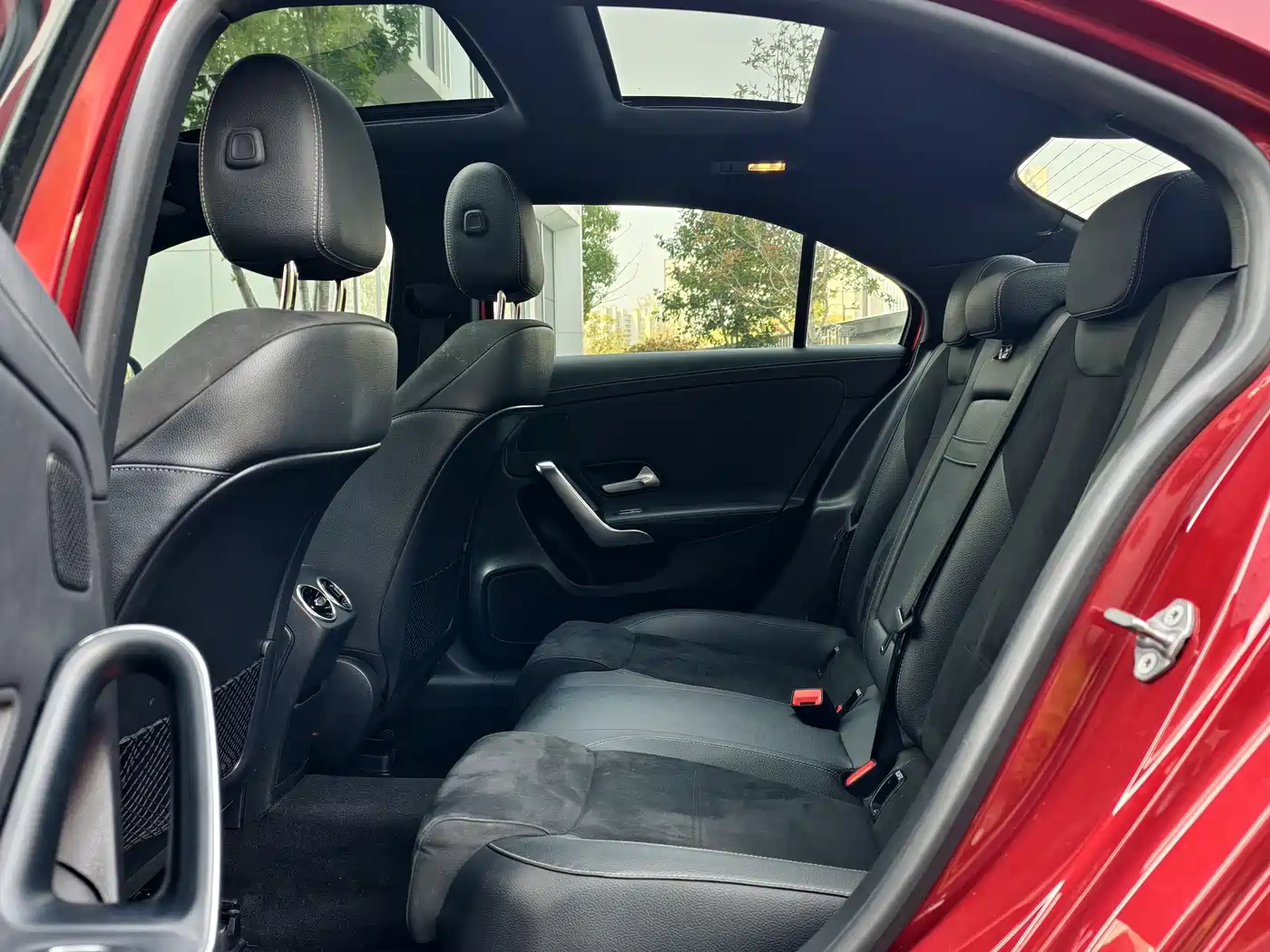 Mercedes-Benz A-Class 2019 A 180 L Sport Sedan фото 31