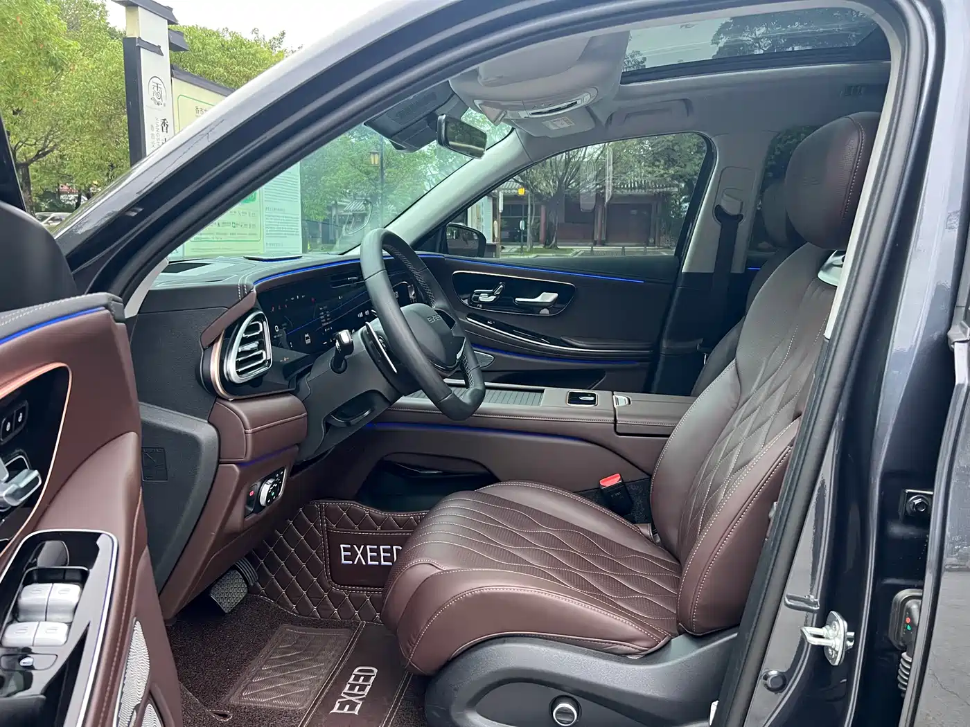 Exeed Landmark 2023 400T AWD Star Premium 6-Seater фото 13