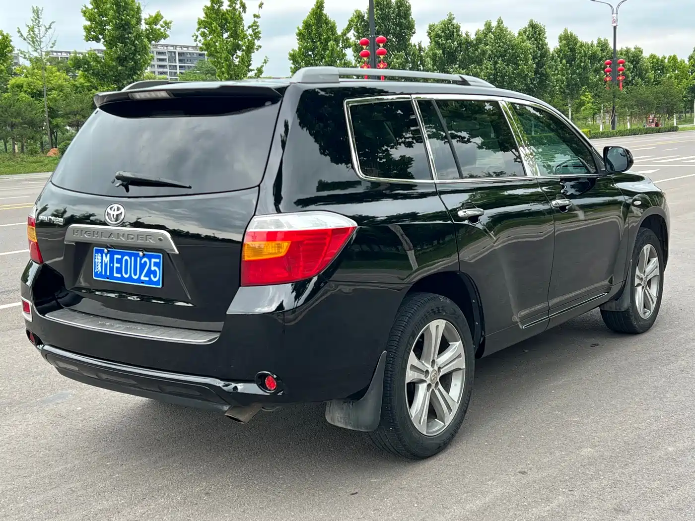 Toyota Highlander 2012 2.7L 2WD 7-Seater Luxury Edition фото 5