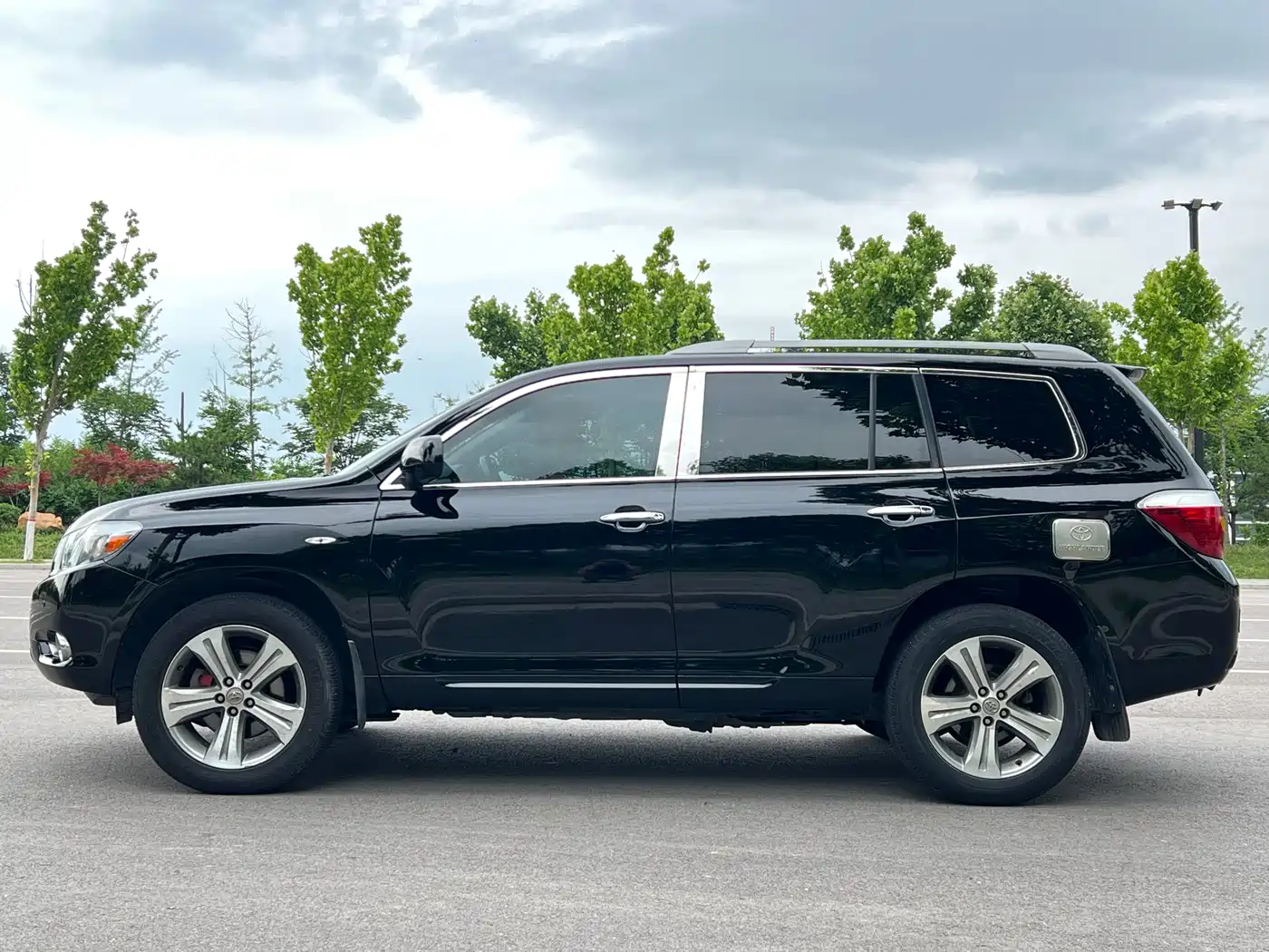 Toyota Highlander 2012 2.7L 2WD 7-Seater Luxury Edition фото 7