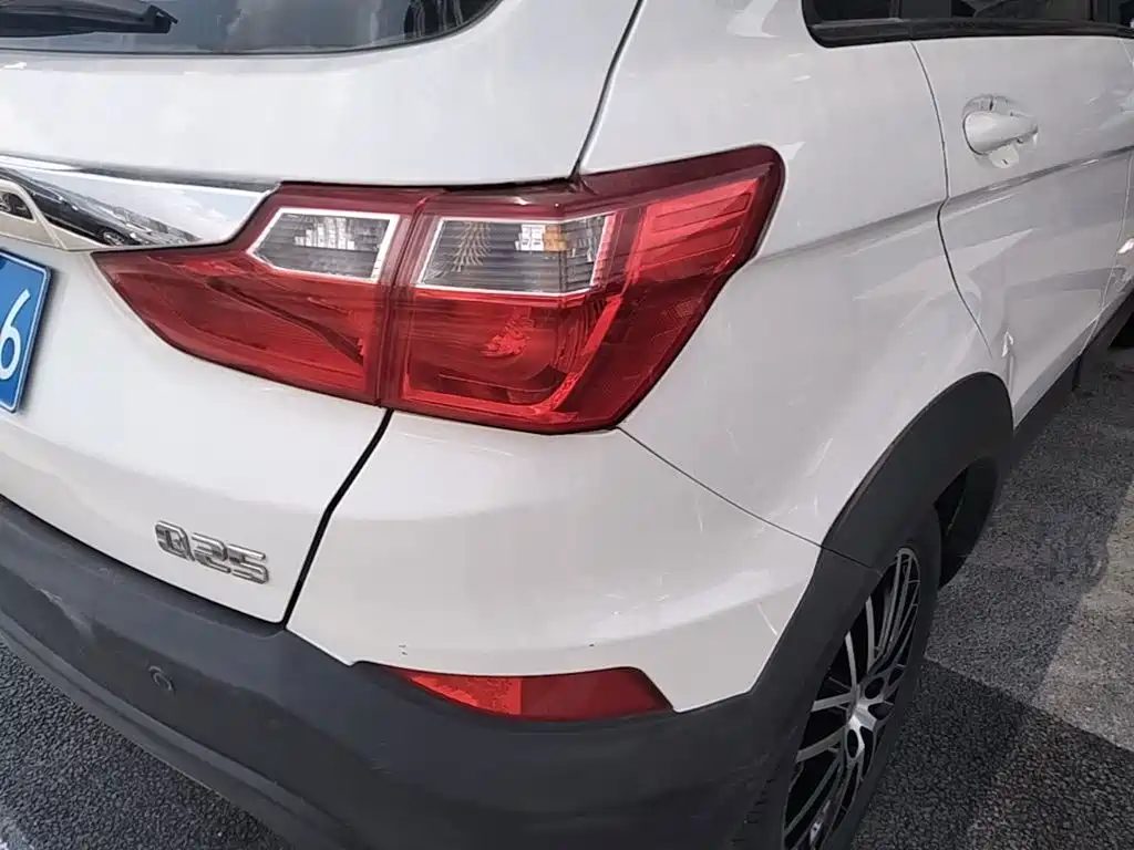 BAIC Changhe Q25 2018 2016 1.5L Manual Lehui Edition
