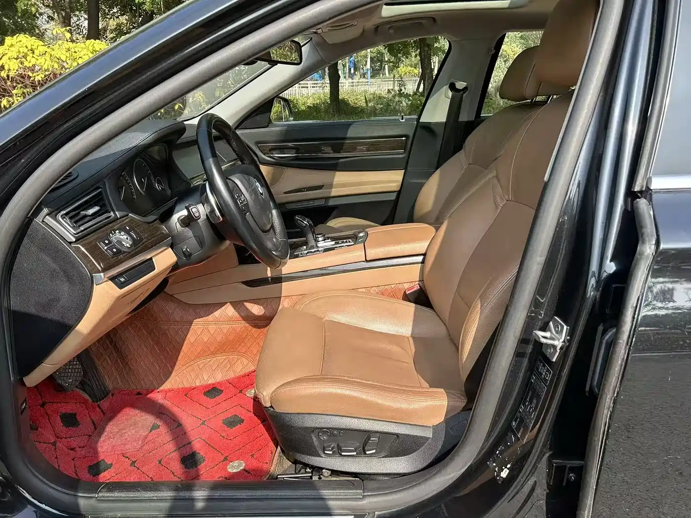BMW 7 Series 2009 740Li Luxury фото 7