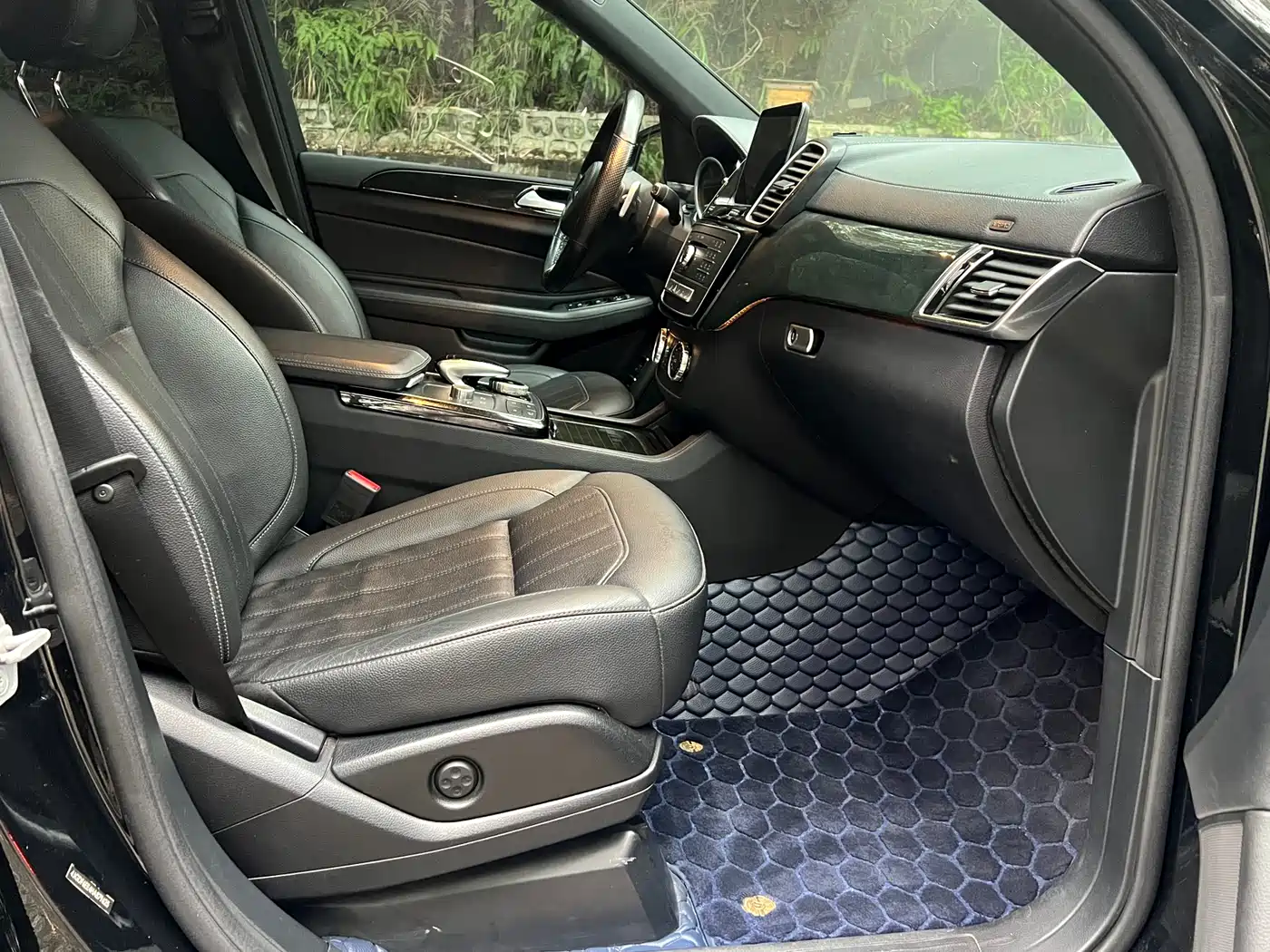Mercedes-Benz GLS 2017 GLS 400 4MATIC Dynamic фото 16