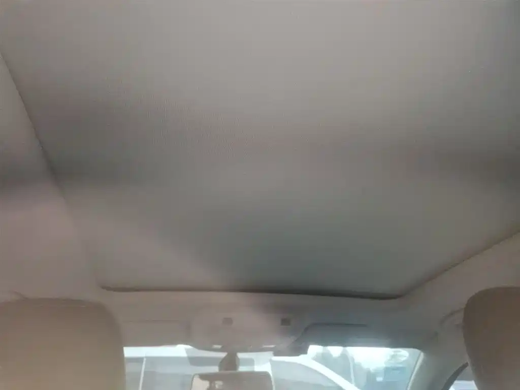 Volkswagen Tharu 2020 280TSI 2WD Comfort Edition China VI фото 18