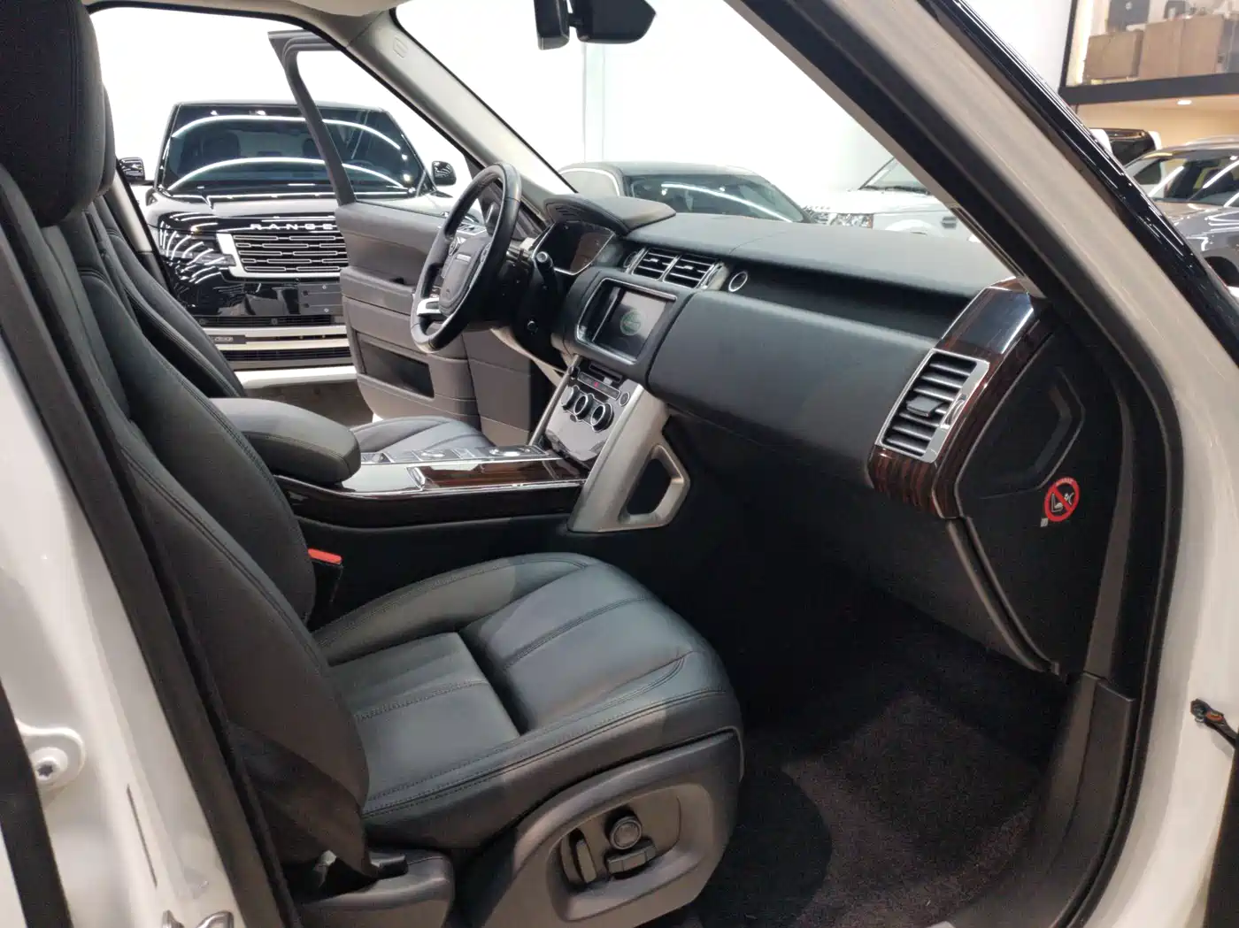 Land Rover Range Rover 2016 3.0 SC V6 Vogue фото 7