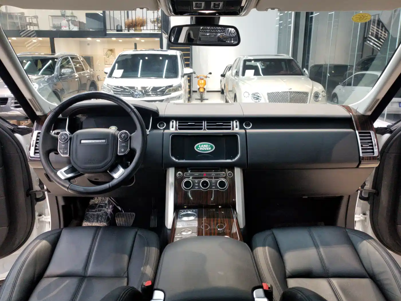 Land Rover Range Rover 2016 3.0 SC V6 Vogue фото 11