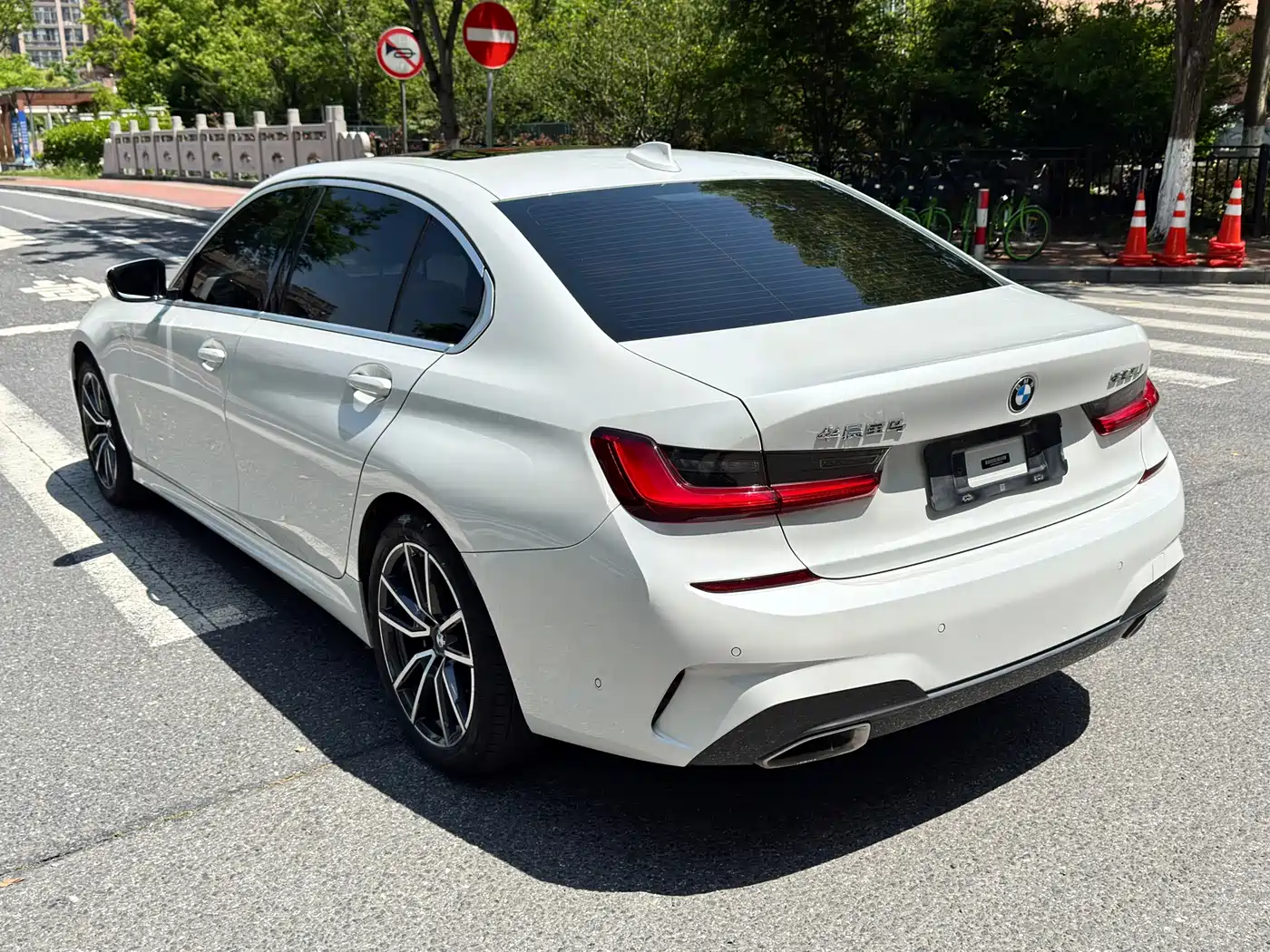 BMW 3 Series 2021 320Li M Sport Package фото 6