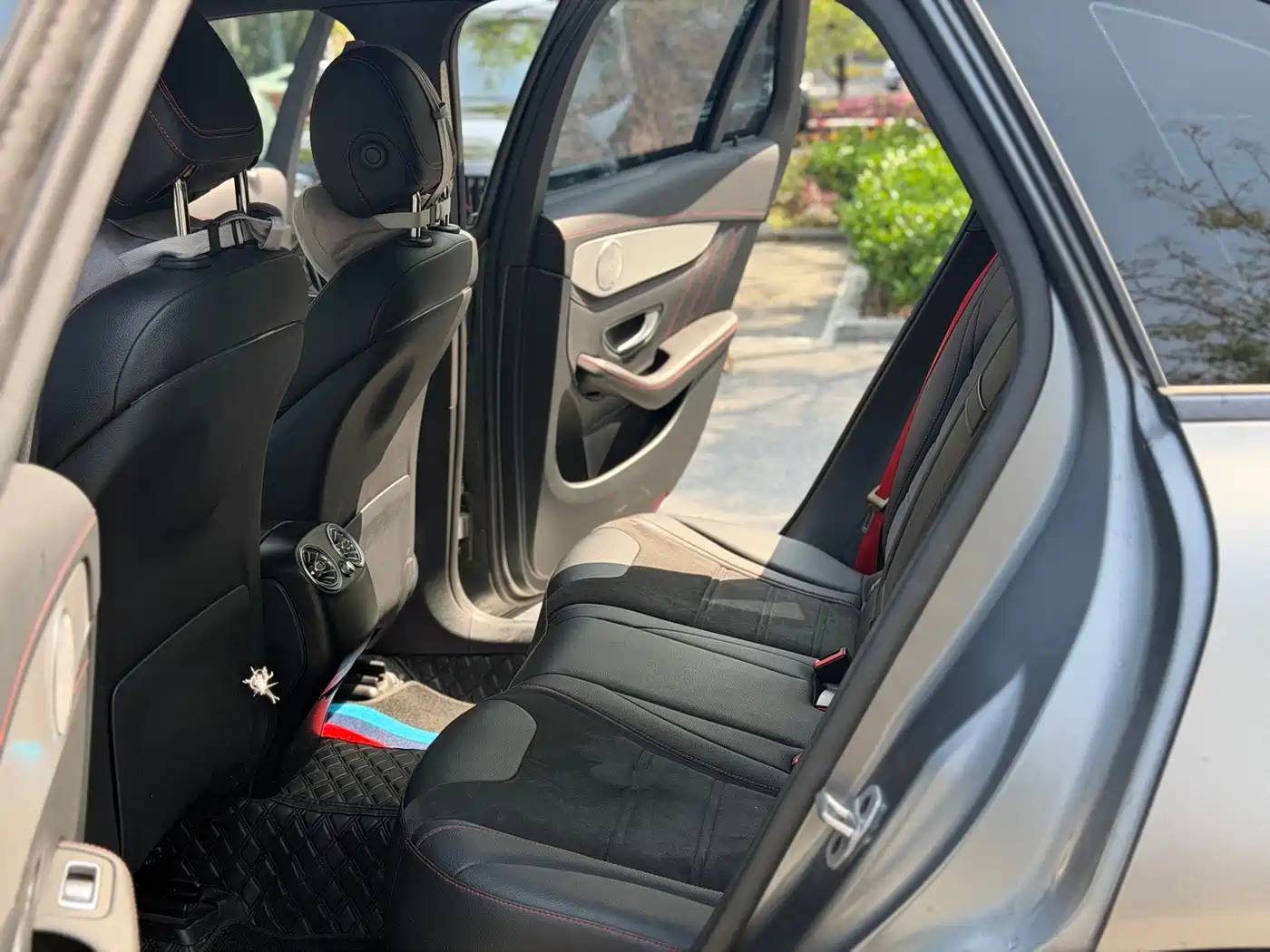 MERCEDES-BENZ GLC AMG