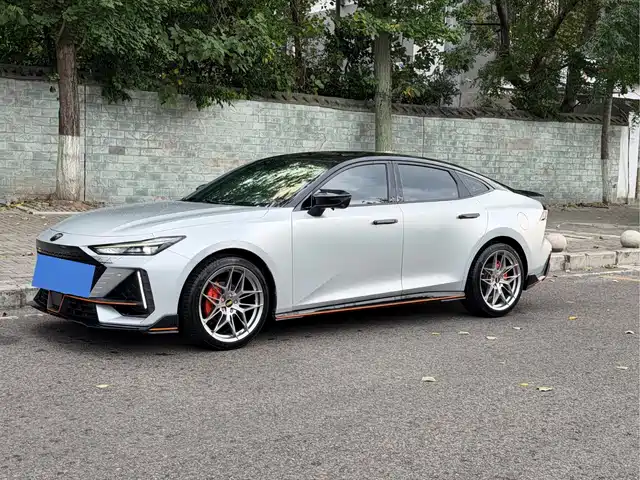 Changan UNI-V 1.5T, Спорт