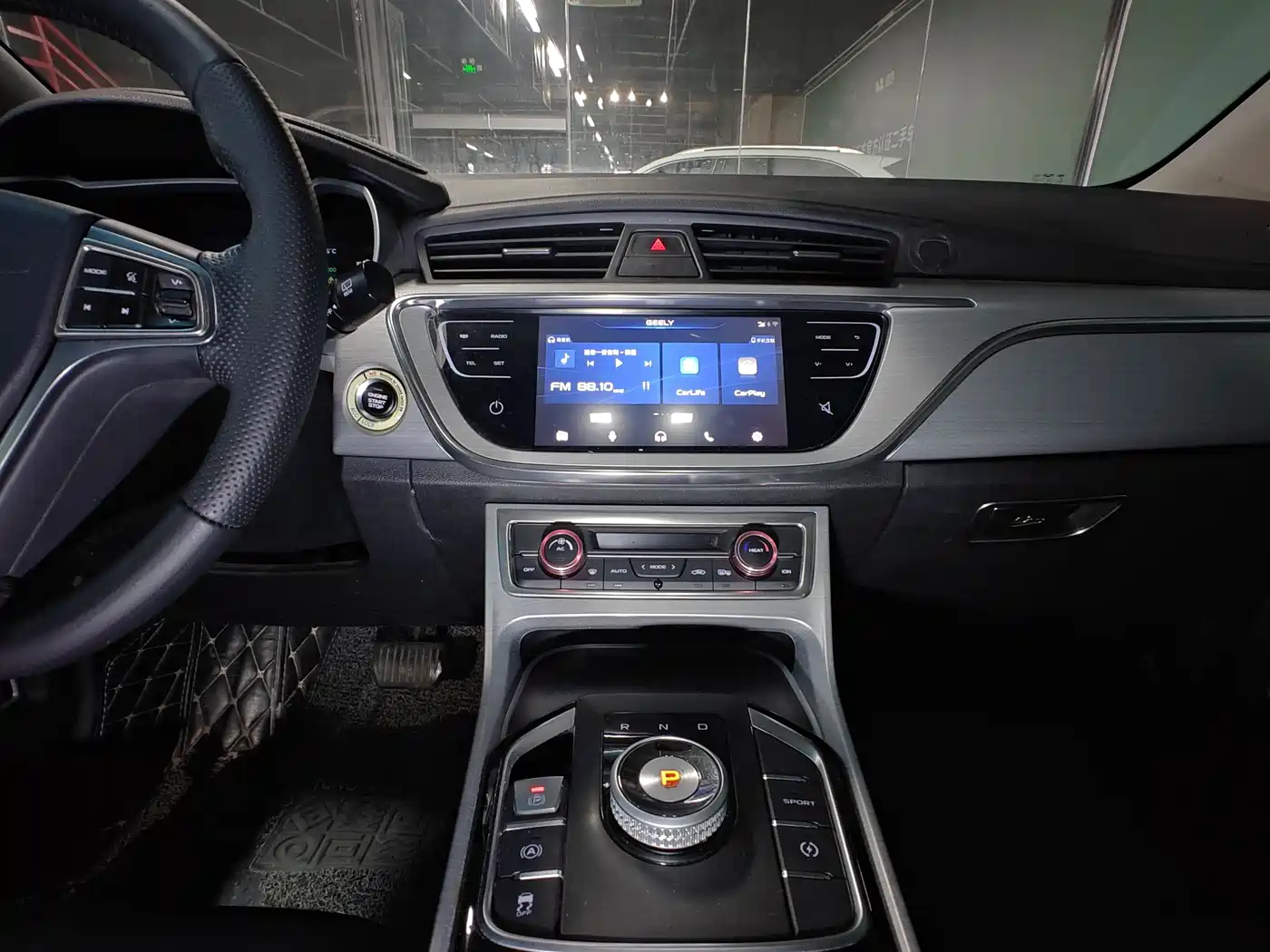 Geely Emgrand GSe 2018 2018 Premium Style