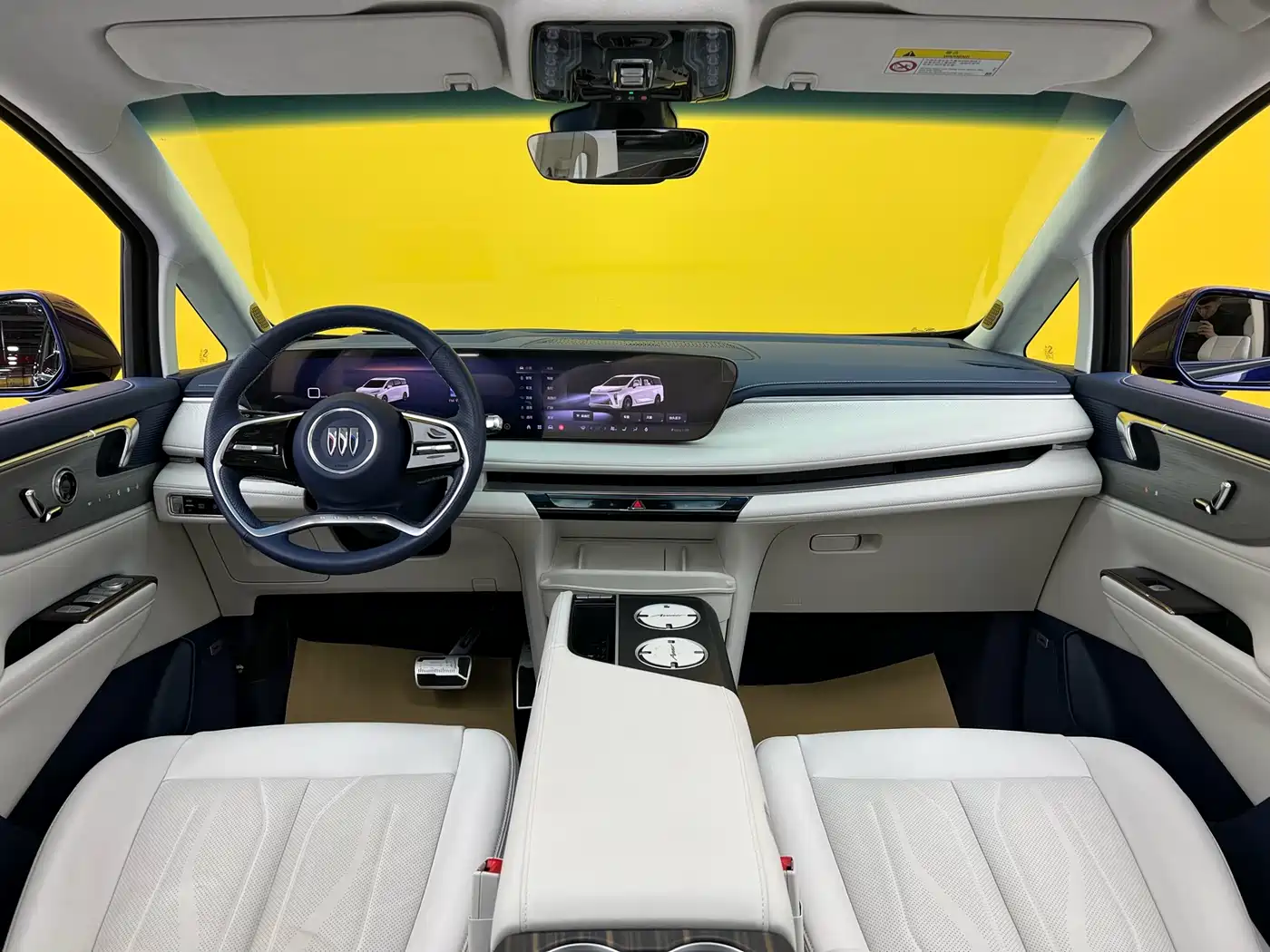 BUICK GL8 NEW ENERGY