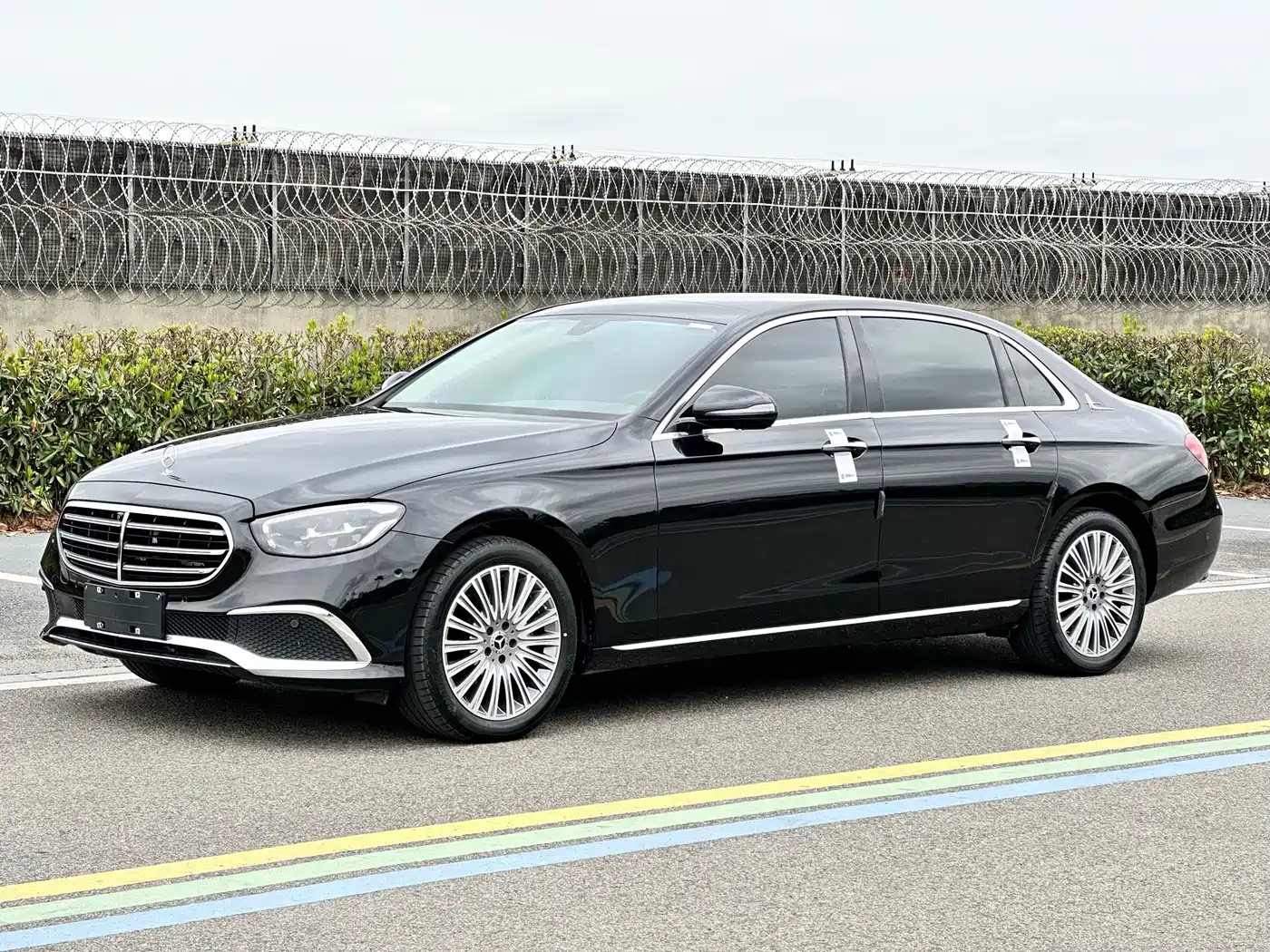  E CLASS
